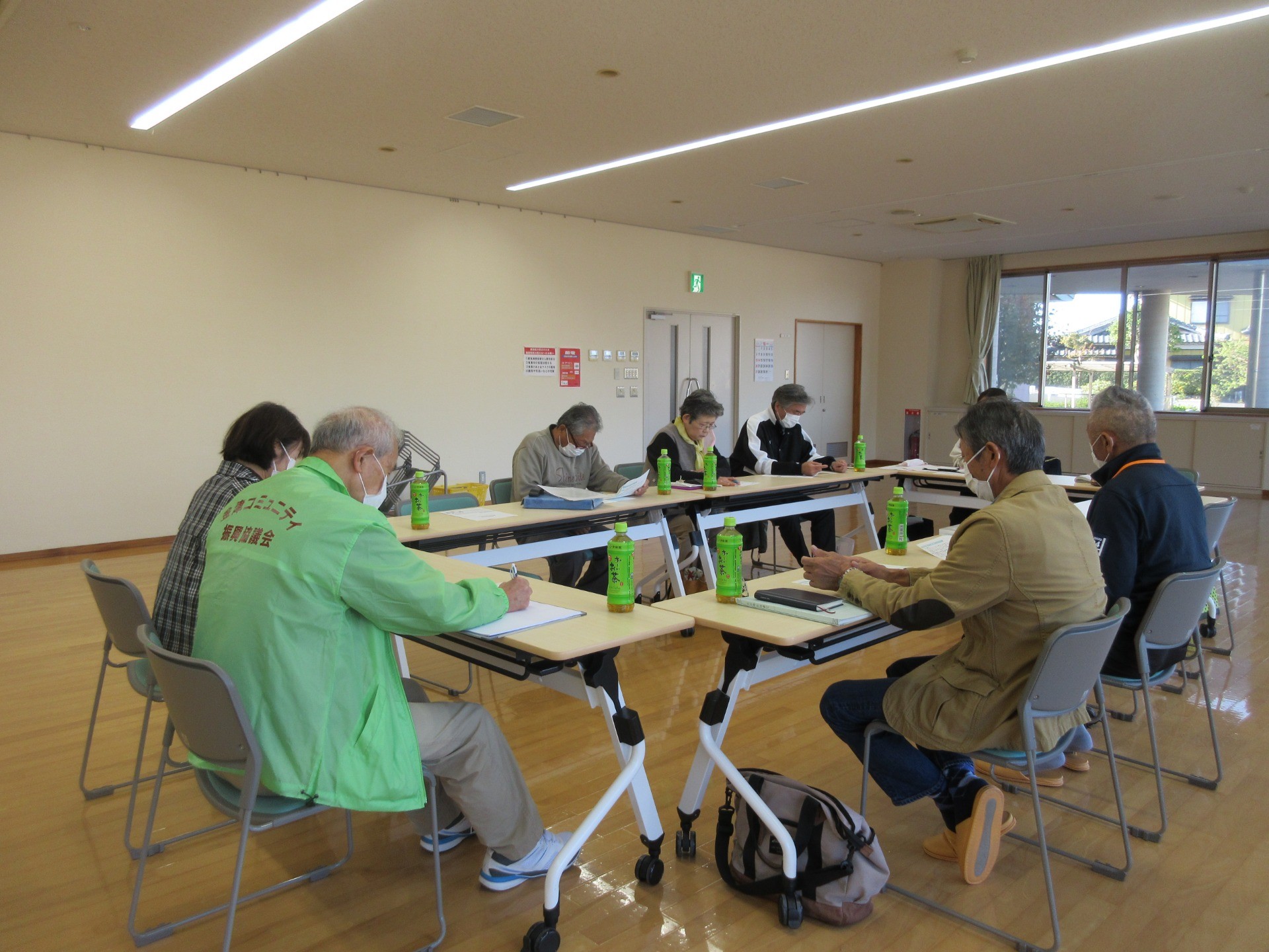 歳末時の見守りを通して地域の中でのつながりやふれあいを深めました（新潟市共同募金委員会）