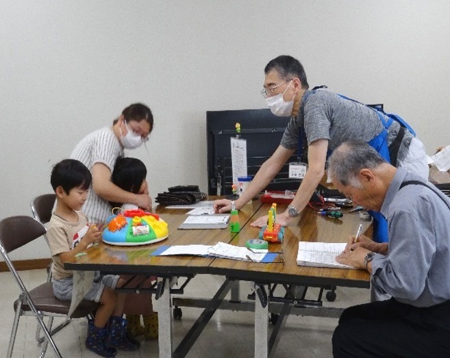 佐渡市全域の壊れたおもちゃを無料診療（検査・修理）しています。（佐渡市共同募金委員会）